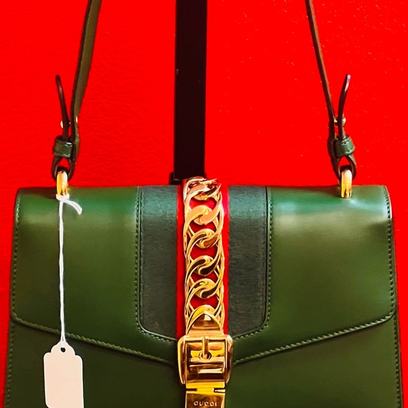 Gucci Sylvia Handbag - Picture 2 of 6